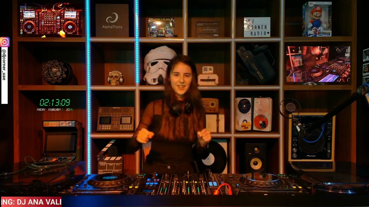 Ana Valentina Live Set